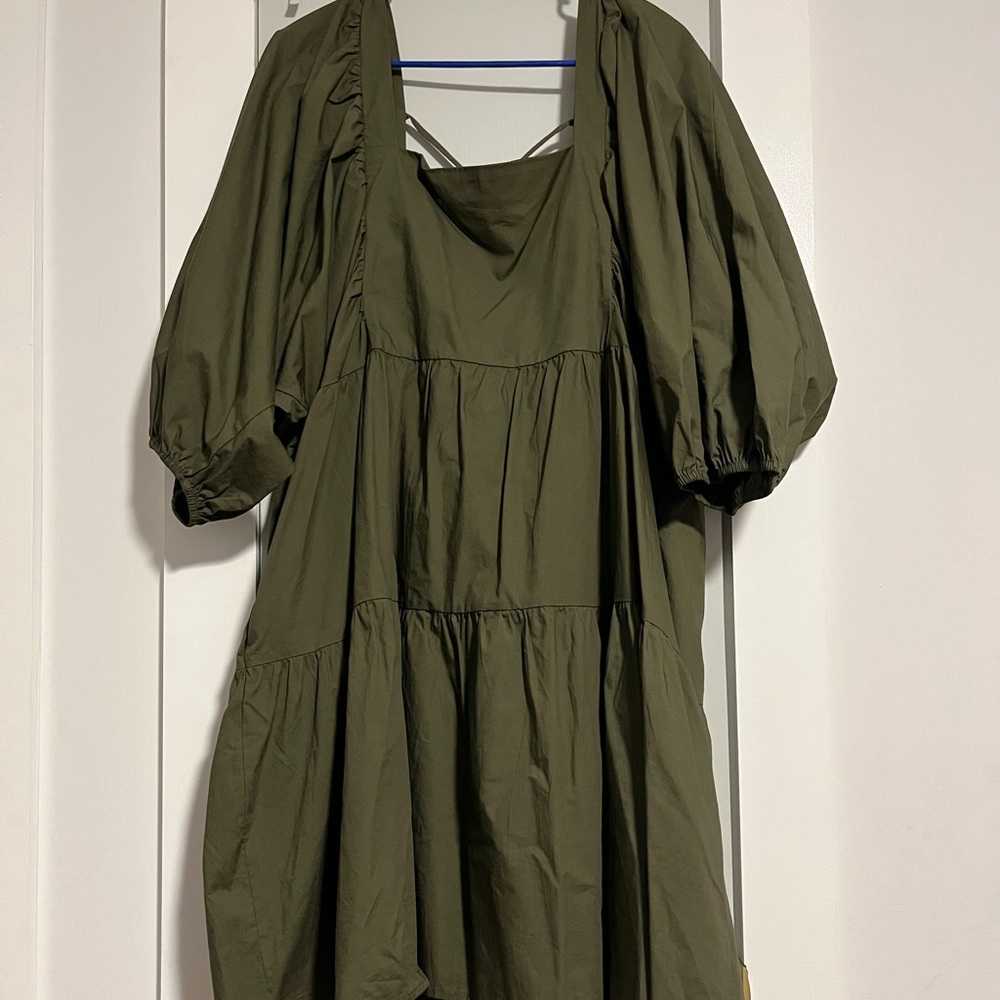 Puff sleeve midi dress